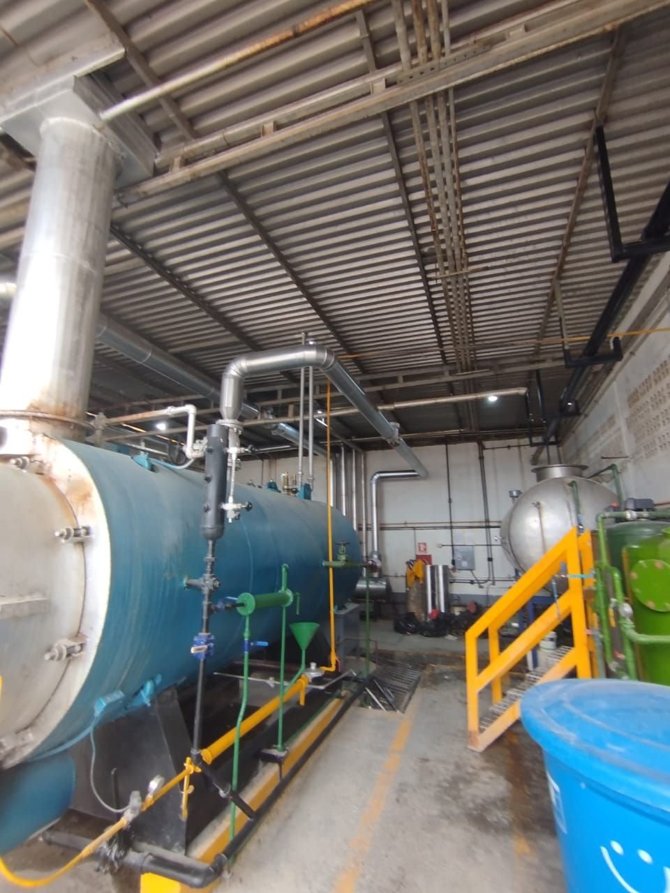 Aislamiento térmico de sala de calderas y líneas de vapor – Hacienda El Tunal